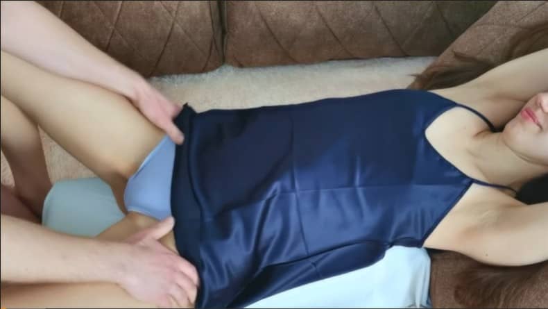 Усещах леката миризма на мъжка пот, която ме възбуждаше и се сливаше с аромата на моите сокове | Секс разкази | Бавен секс | Нежен секс | Секс истории Усещах леката миризма на мъжка пот, която ме възбуждаше и се сливаше с аромата на моите сокове | Секс разкази | Бавен секс | Нежен секс | Секс истории